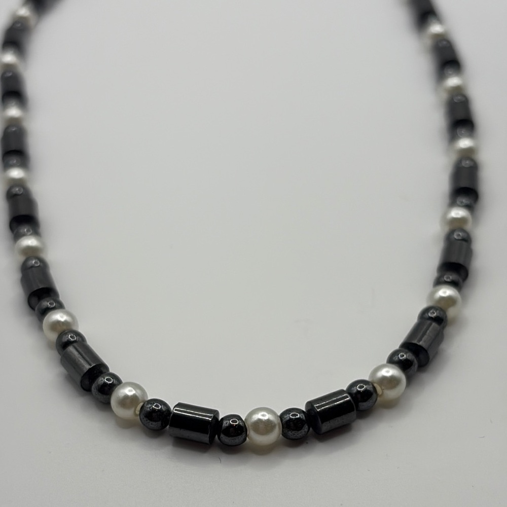 Vintage Hematite White Pearl Beaded Necklace 17”